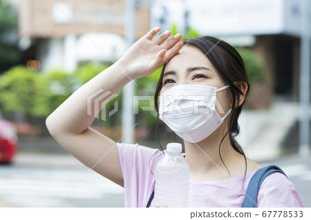 面具夏天女人 67778533