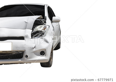 Front of white color car big damaged and broken by 67779971