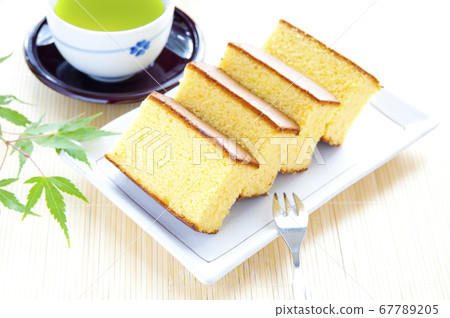 Castella, green tea and autumn leaves cut into pieces Castella, green tea and autumn leaves cut into pieces 67789205