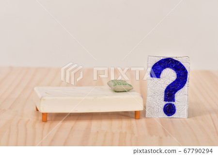 Question mark and bet Question mark and bet 67790294