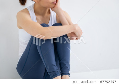 A woman wearing sportswear A woman wearing sportswear 67792157