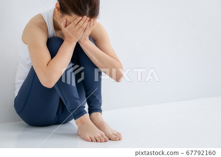 A woman wearing sportswear A woman wearing sportswear 67792160