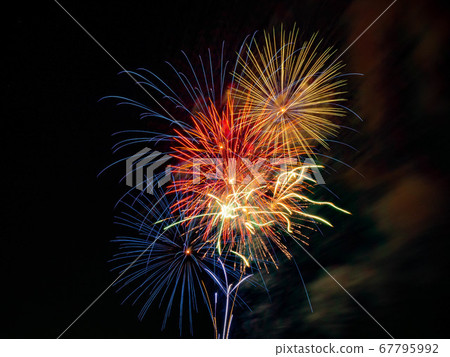 熊谷煙火發射煙花 67795992