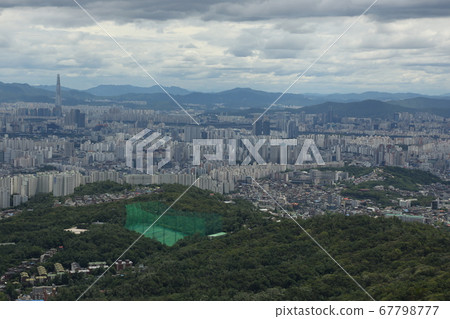 Bukhansan National Park, Bohyeonbong, and Brotherbong 67798777