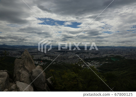 Bukhansan National Park, Bohyeonbong, and Brotherbong 67800125
