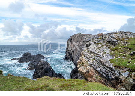 The coastline at Dawros in County Donegal - Ireland. 67802194