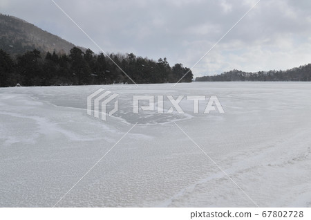 Okunikko Midwinter Yuno Lake 67802728