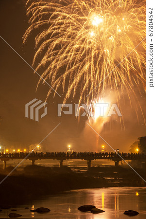 Misasa hot spring fireworks 67804542