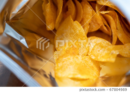 Crisps Crisps 67804989