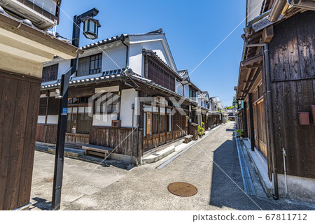 廣島縣吳市市大崎下島三鷹市的城市景觀 67811712