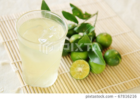 Image of shikuwasa juice Image of shikuwasa juice 67816216