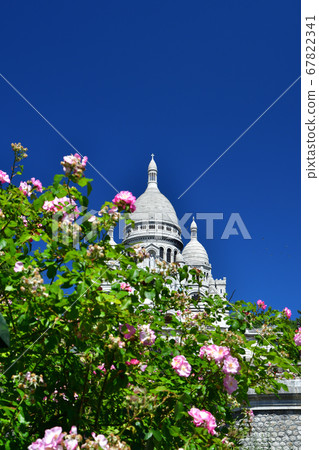 巴黎，蒙馬特爾山與鮮花和聖心大教堂 67822341