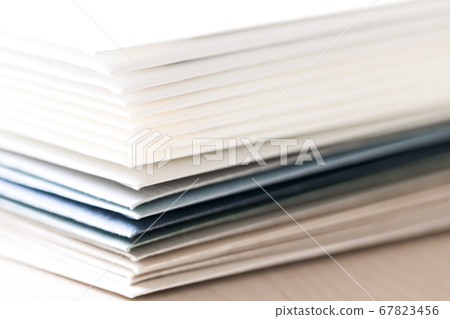 Many stacked letters 67823456