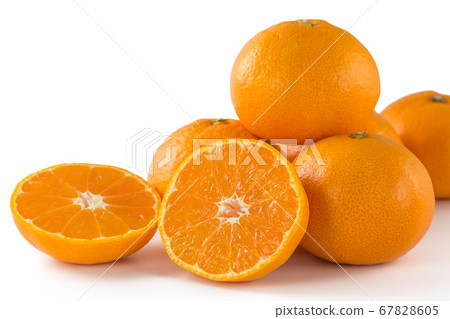 Ripe unshu mandarin orange 67828605