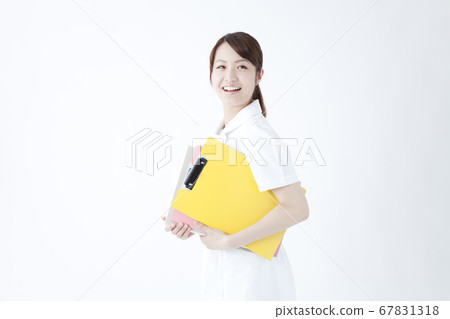 微笑的護士 微笑的護士 67831318