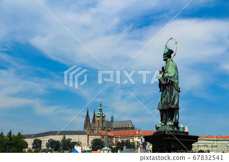 Praguekarel橋 67832541