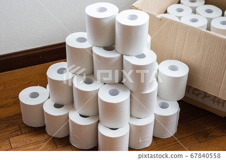 Stockpiling in case of disaster Recycled toilet paper 67840558