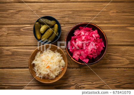Assorted fermented vegetables Assorted fermented vegetables 67841070