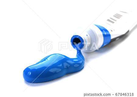 淺藍色油漆 67846318