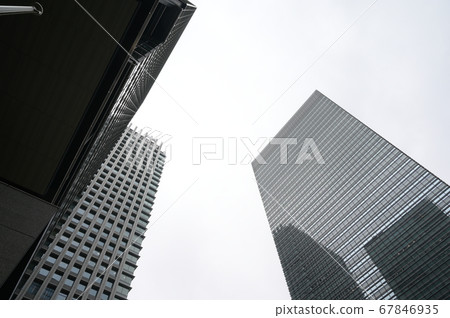 skyscraper  67846935