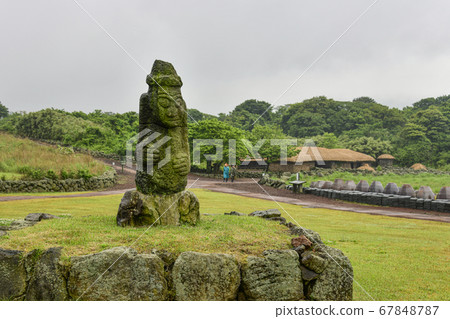 韓國濟州島濟州市城川邑濟州石文化公園 韓國濟州島濟州市城川邑濟州石文化公園 67848787