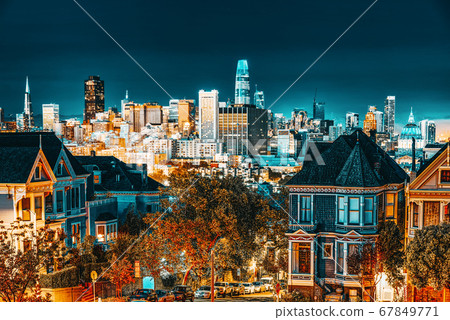 Panoramic view of the San Francisco Painted ladies 67849771