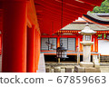 宮島走廊，掛燈籠和石燈籠 67859663
