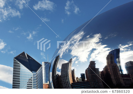 Cloud Gate Chicago with reflection of buildings Cloud Gate Chicago with reflection of buildings 67860320