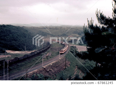 1968 Kiha 58 Express and D51 Heavy Railway Freight Train Okunakayama Tohoku Main Line Iwate Prefecture 1968 Kiha 58 Express and D51 Heavy Railway Freight Train Okunakayama Tohoku Main Line Iwate Prefecture 67861245