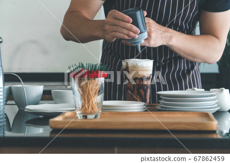 Hands of Barista Sifting Coffee from the Package Stock Photo - Image of  barista, worker: 147953878