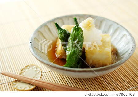 炸豆腐 炸豆腐 67863408