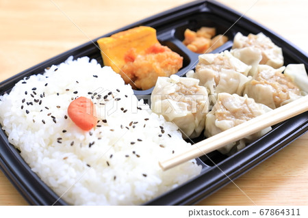 美味的烤午餐 美味的烤午餐 67864311