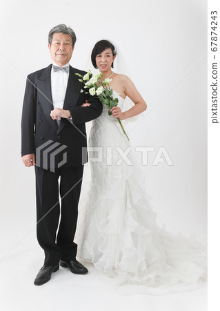 Seniors Wedding Dresses Middle-aged Wedding Marriage Seniors Wedding Dresses Middle-aged Wedding Marriage 67874243