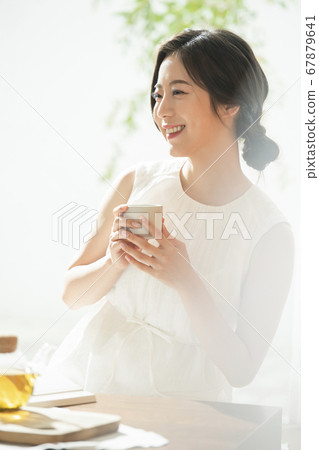 生活方式，女人，放鬆 67879641