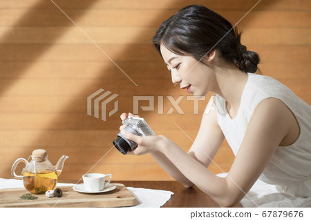 Lifestyle,woman,relax Lifestyle,woman,relax 67879676