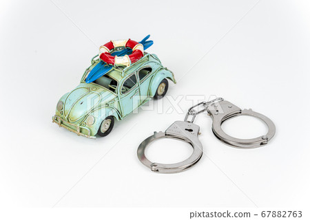 Car and crime going on a summer vacation 67882763