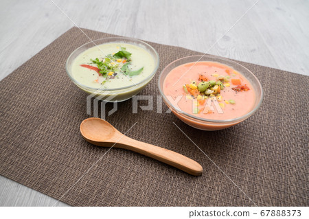Bissisoise Basil & Tomato Gazpacho 67888373