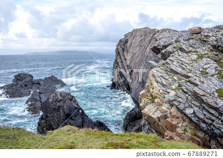 The coastline at Dawros in County Donegal - Ireland. 67889271