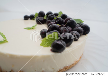 Rare cheese cake 67889728