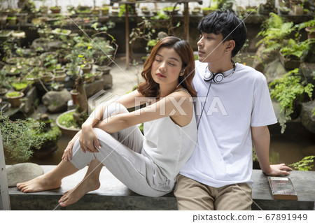 Couple lifestyle Couple lifestyle 67891949