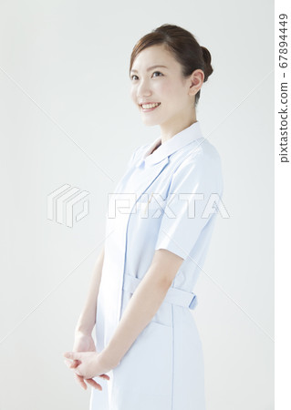 微笑的護士 微笑的護士 67894449