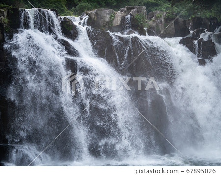 Sekinotaki Falls, Miyakonojo City, Miyazaki Prefecture Sekinotaki Falls, Miyakonojo City, Miyazaki Prefecture 67895026