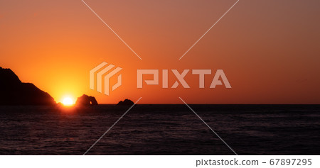 太陽再次升起 67897295