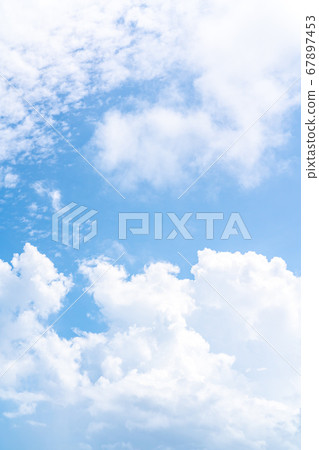 Irido cloud and blue sky (July) Irido cloud and blue sky (July) 67897453