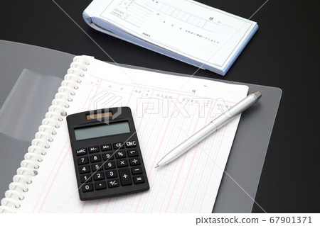 書的形象 67901371