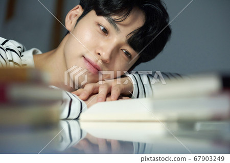 生活方式男人筆記本 67903249