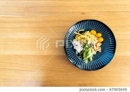 冷淋浴 冷淋浴 67903649