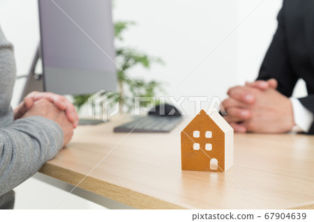 Real estate image 67904639