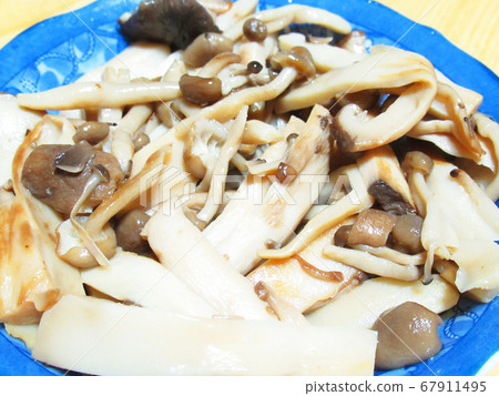 Fried mushrooms Fried mushrooms 67911495