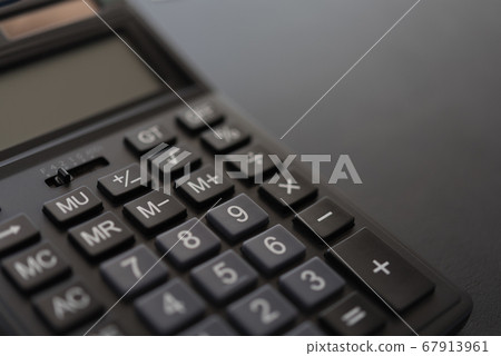 calculator 67913961